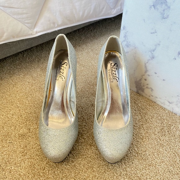 Grey glitter heels - Picture 3 of 4